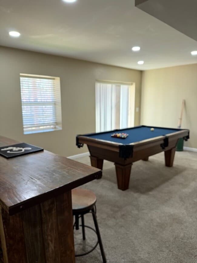 Building Photo - Dandridge 37725 - FULLY FURNISHED 3 bedroom, 2 bath Updated Basement Ranch on 1+ Acre. Pets Welco...