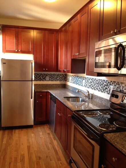 Interior Photo - Hampton Park Apartments