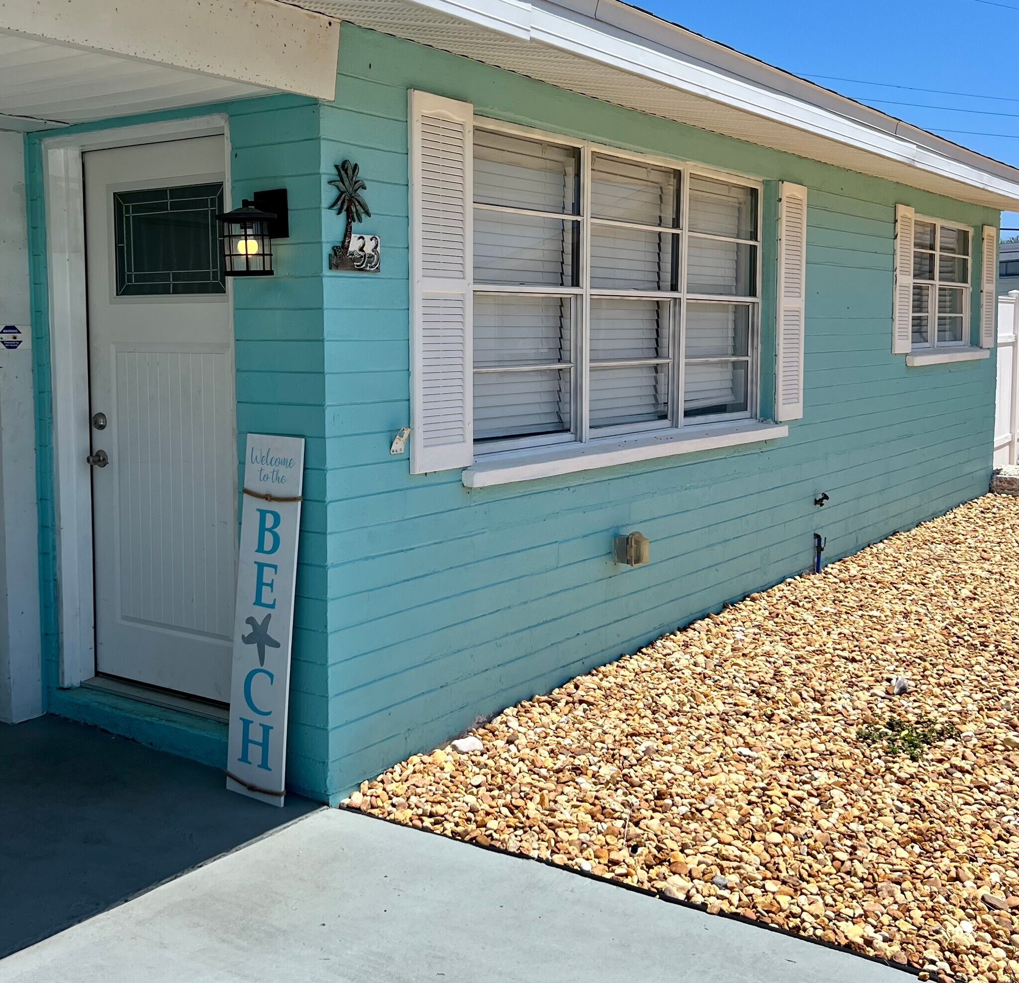 Building Photo - 33 Azalea Dr