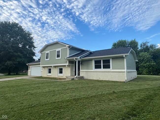 Building Photo - 439 Pleasantview Dr