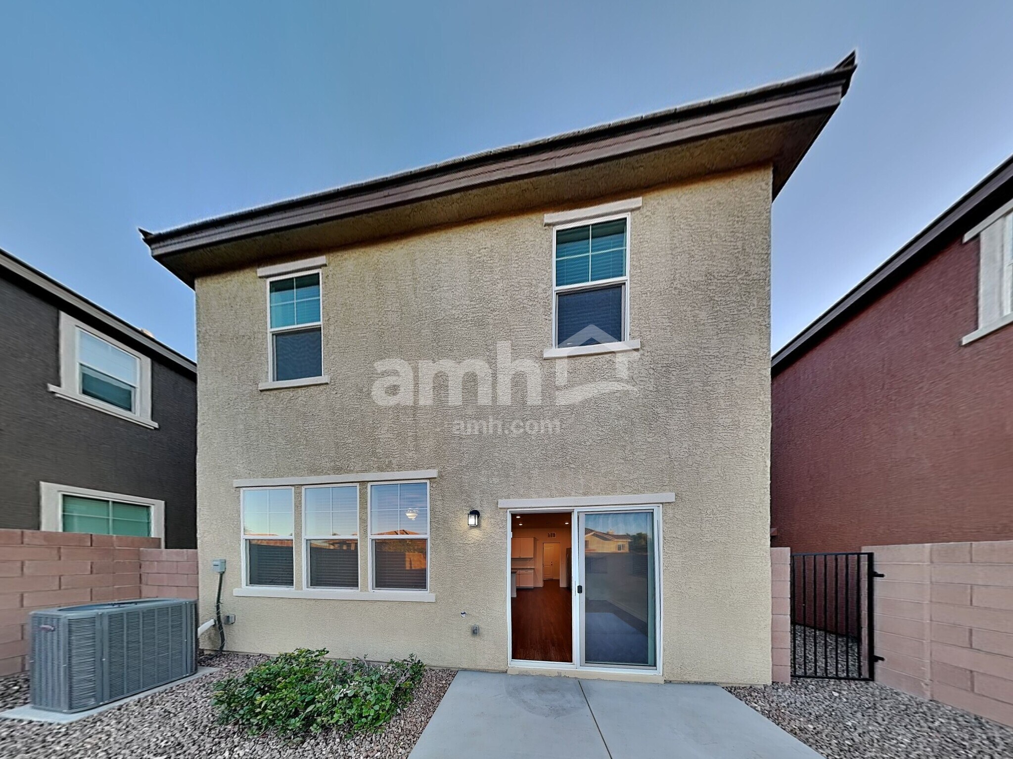 Building Photo - 918 Nero Ave