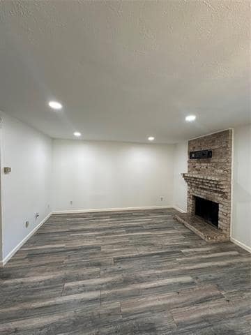 Building Photo - 5881 Preston View Blvd