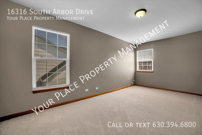 Building Photo - 16316 S Arbor Dr