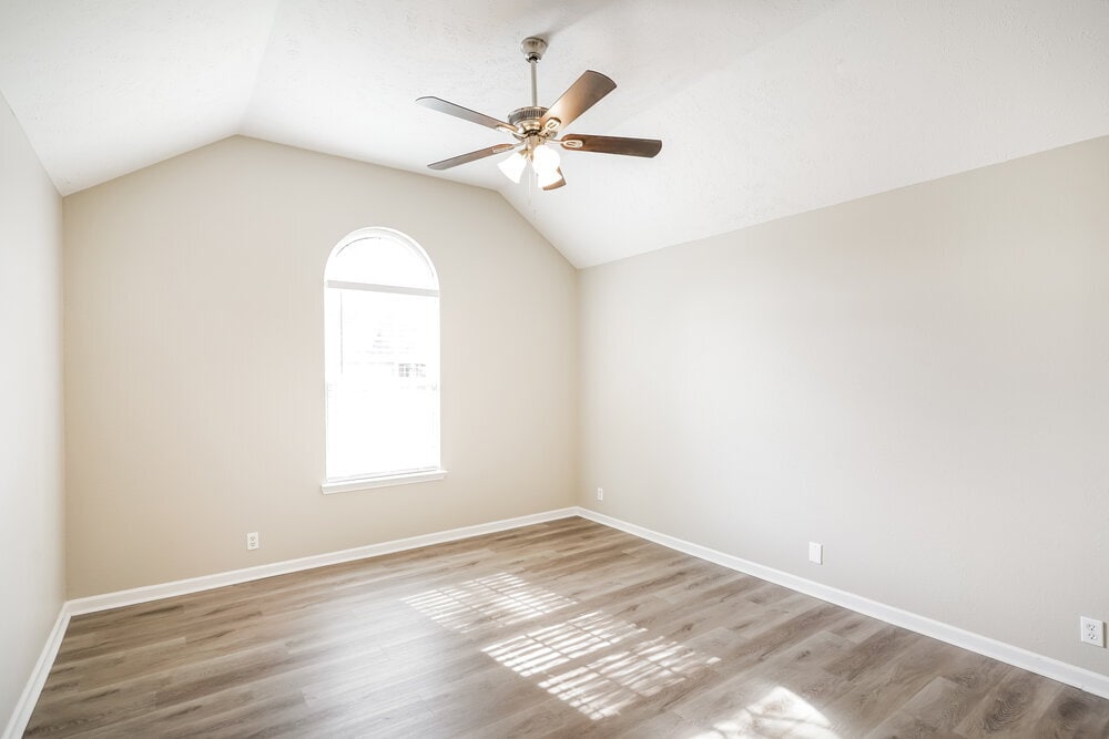 Building Photo - 1312 S Hampton Ct