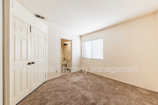 Building Photo - 39721 Casandra Ct