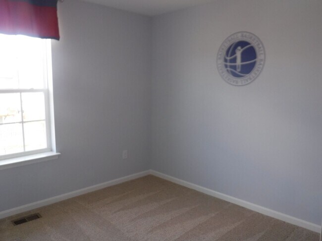 Building Photo - 188 Drexel Ct