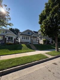 Building Photo - 1219 S 50th St