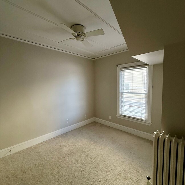 Building Photo - Luxury 2BR/2BA on Eastern Prom – Walk to Waterfront