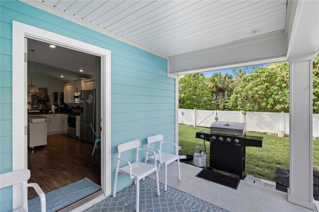 Building Photo - 27 Mala Compra Rd