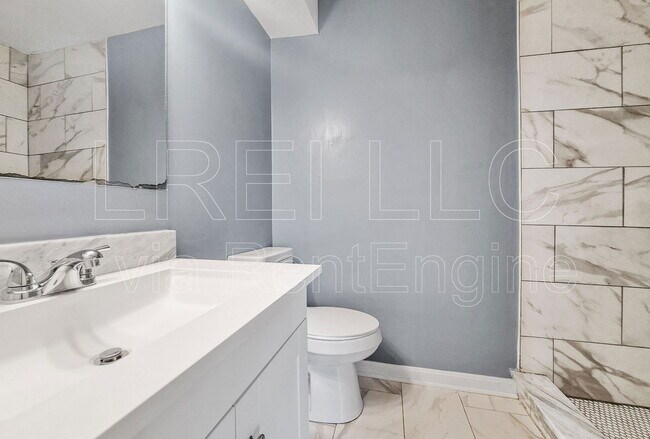 Building Photo - 245 Boone Trce