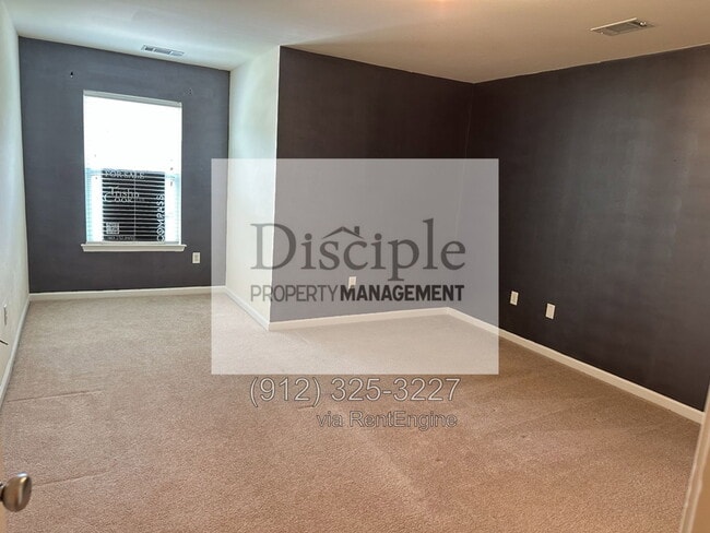Building Photo - 169 Regency Cir