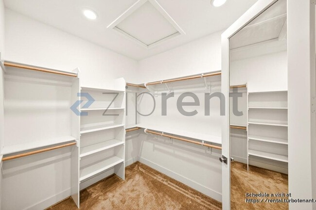 Building Photo - 12271 Summer Ln