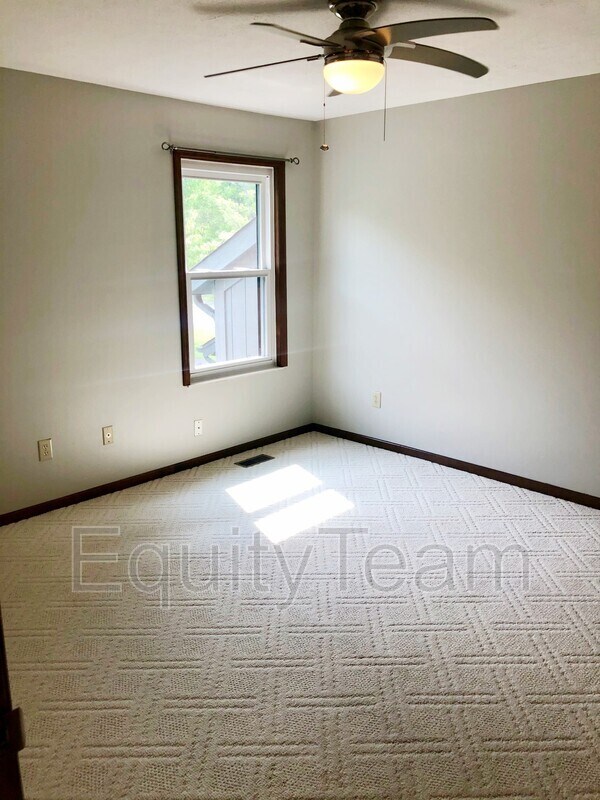 Building Photo - 7404 Timberview Dr