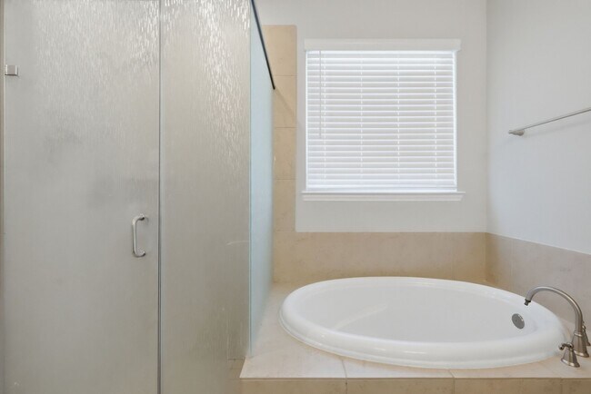 Building Photo - 2809 Andante Green Dr