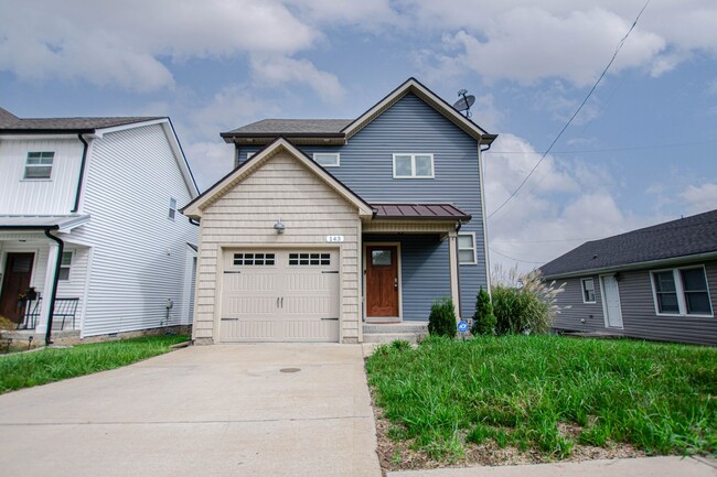 Primary Photo - Like New Three Bedroom!