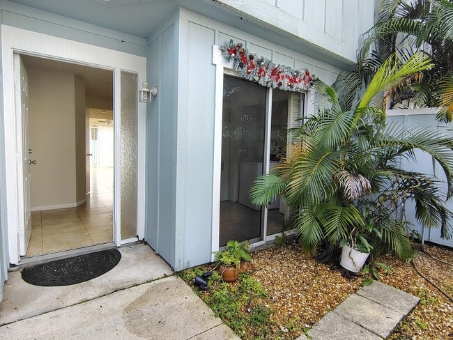 Building Photo - 6262 Riverwalk Ln