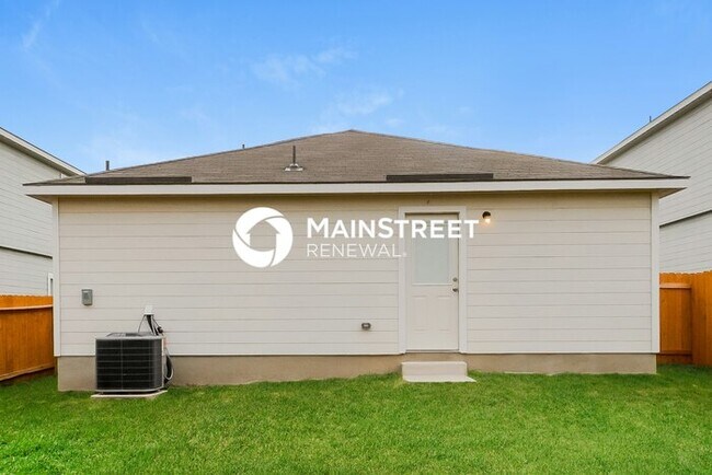 Building Photo - 3 Bedroom Pet-Friendly Home in New Braunfe...