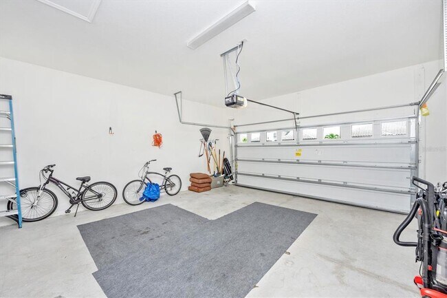 Building Photo - 26858 Weiskopf Dr