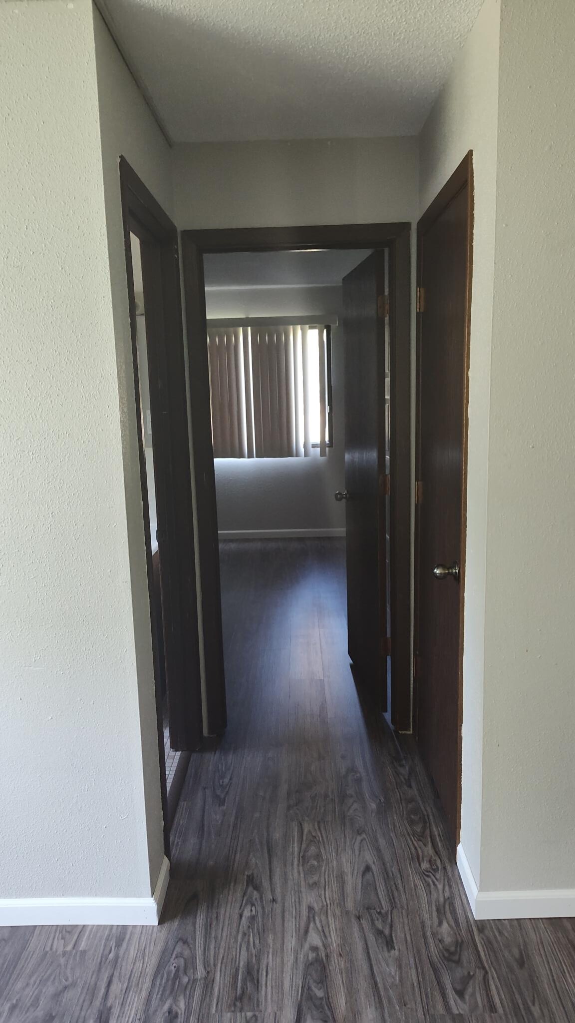 Building Photo - 111 Cedar St W