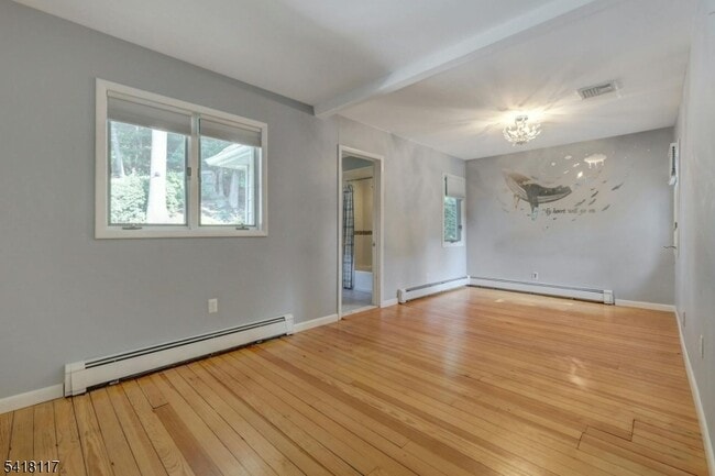 Building Photo - 336 Lakeview Ave