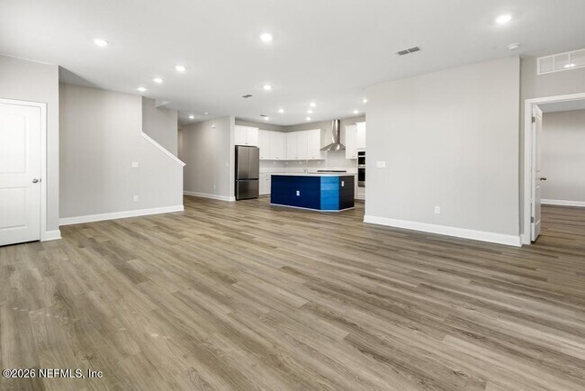 Building Photo - 50 Martos Ct