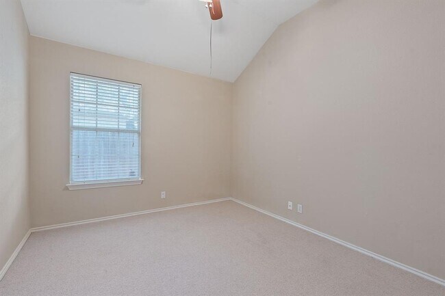 Building Photo - 1431 Spiderlily View