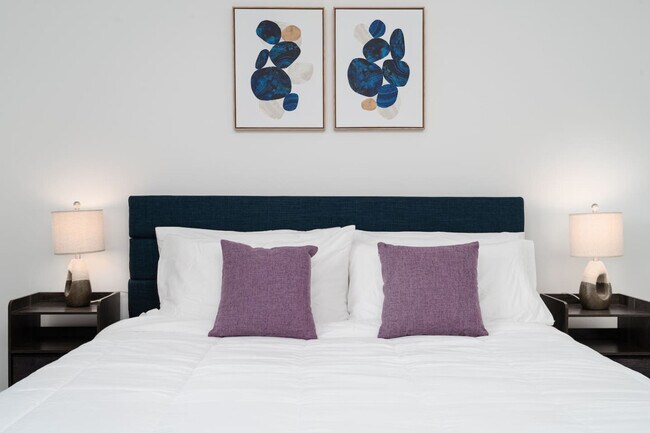 Building Photo - 5842 Leisure Ln