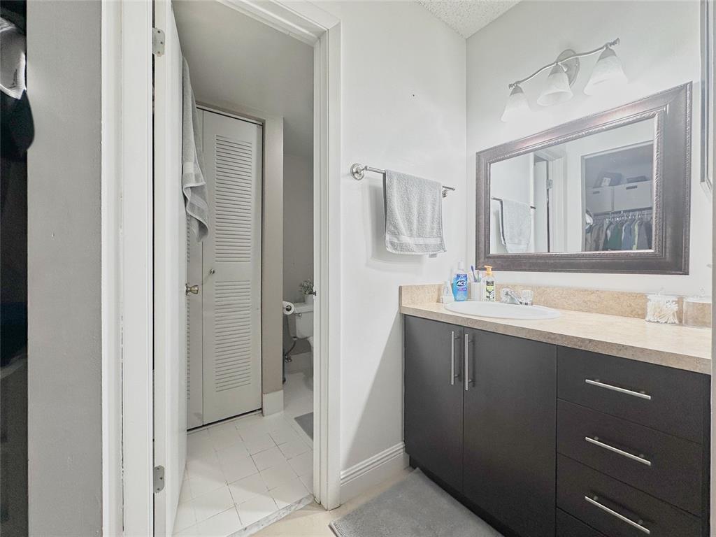 Building Photo - 18870 NW 57th Ave