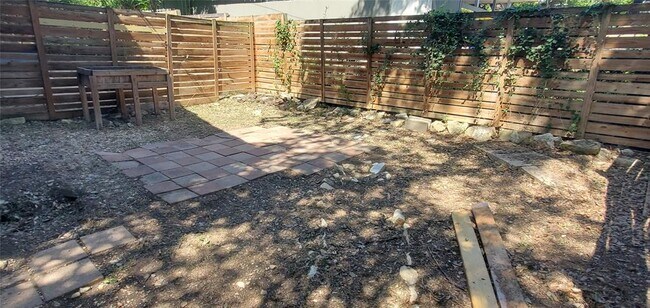 Building Photo - 3300 Clawson Rd