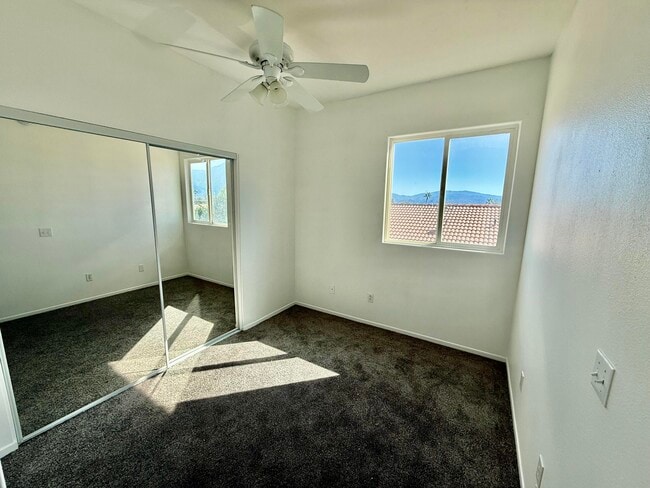Building Photo - 13827 Luis Dr