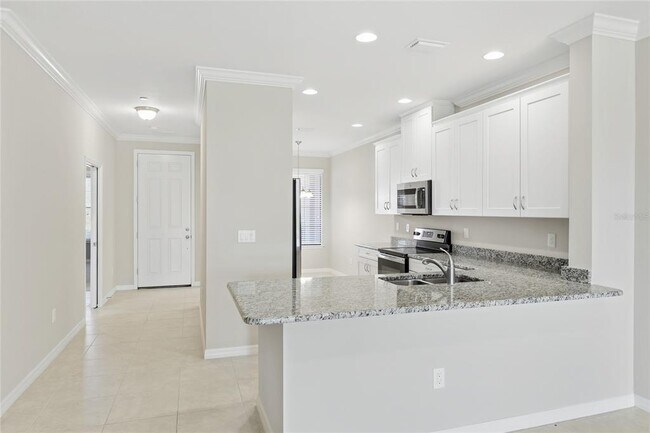 Building Photo - 12710 Sorrento Wy