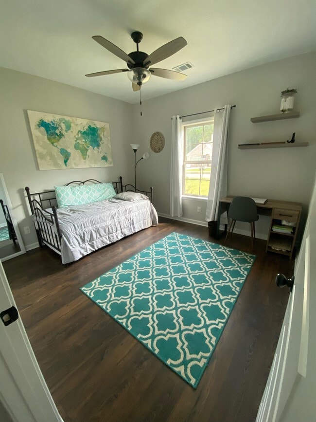 Building Photo - 9183 Helena Dr