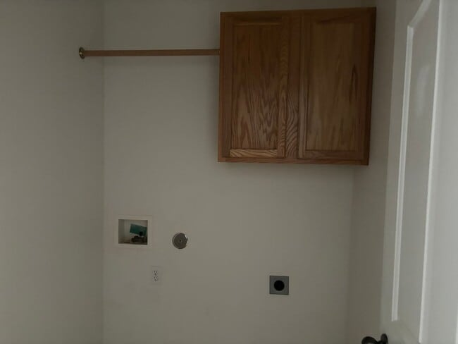 Building Photo - Single level Home on Culdesac!