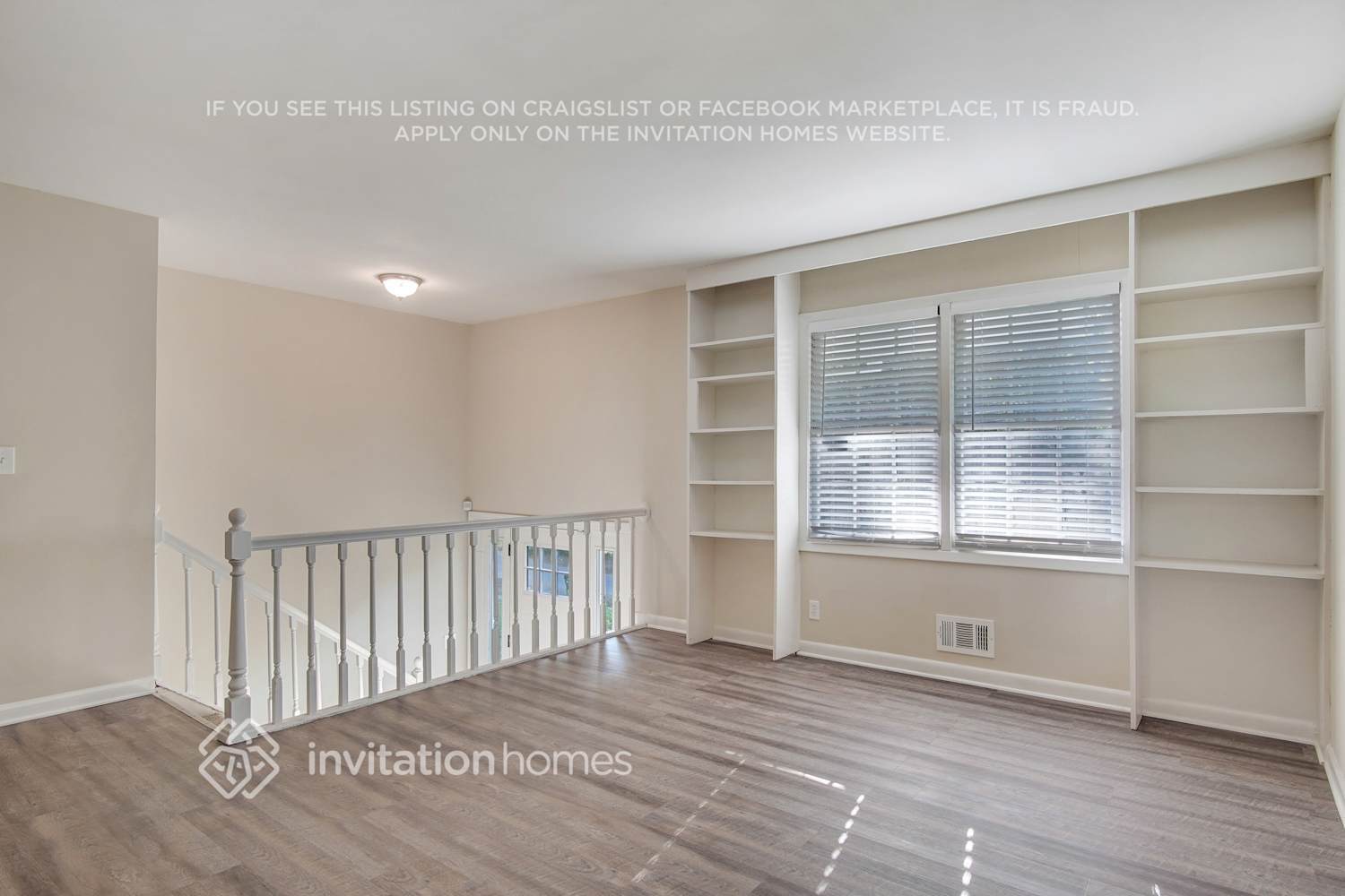 Building Photo - 4424 Malibu Dr