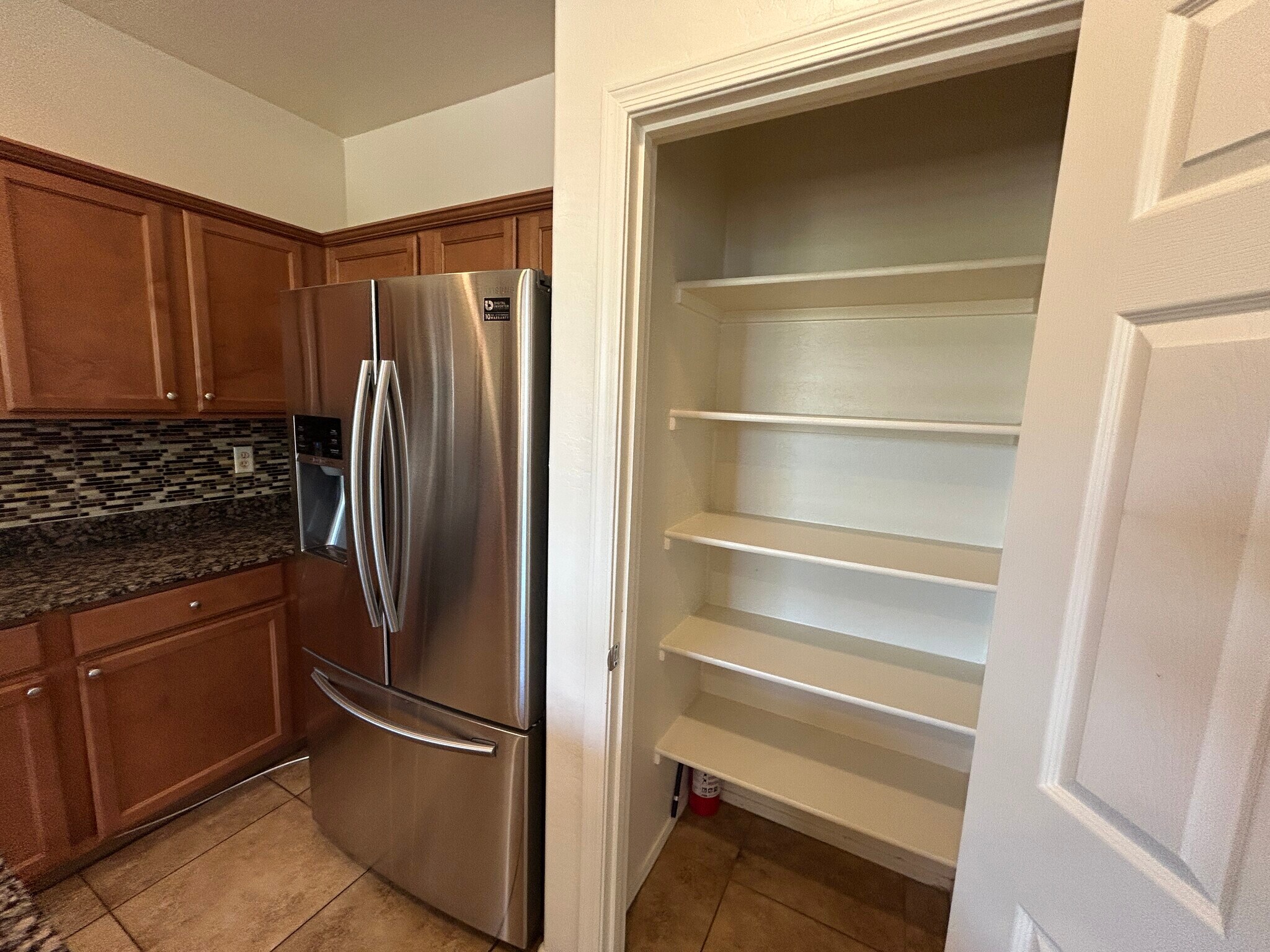 Building Photo - 3161 S Southwind Dr