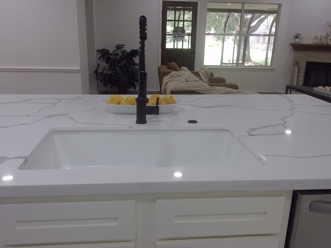 Building Photo - 806 Country Pl Blvd