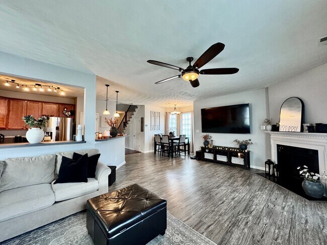 Building Photo - First-Time Rental, Available July 1st! Attached Garage - 2 Primary Suites - Pet-Friendly (Under 4...