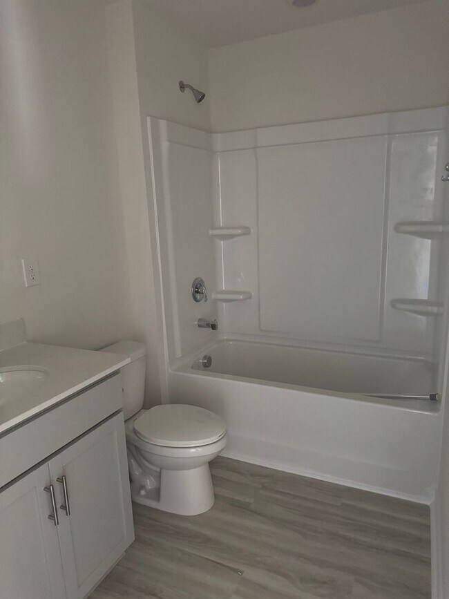 Building Photo - Brand-New 4 Bedroom Home in The Hamptons at Hickory – Modern Living, Pet Friendly