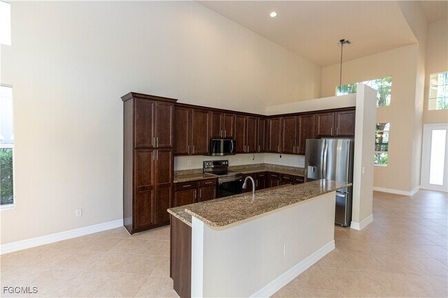 Building Photo - 11091 Sparkleberry Dr