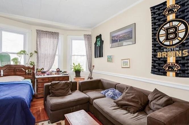 Bedroom2 - 16 Falkland St