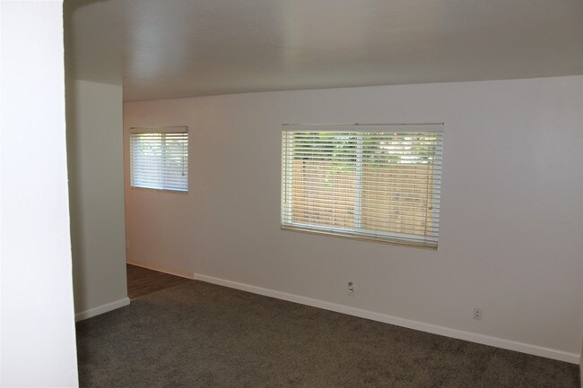 1 Bed, 1 Bath -- Tucked Away from Street! - 655 Mariposa Avenue Apartments