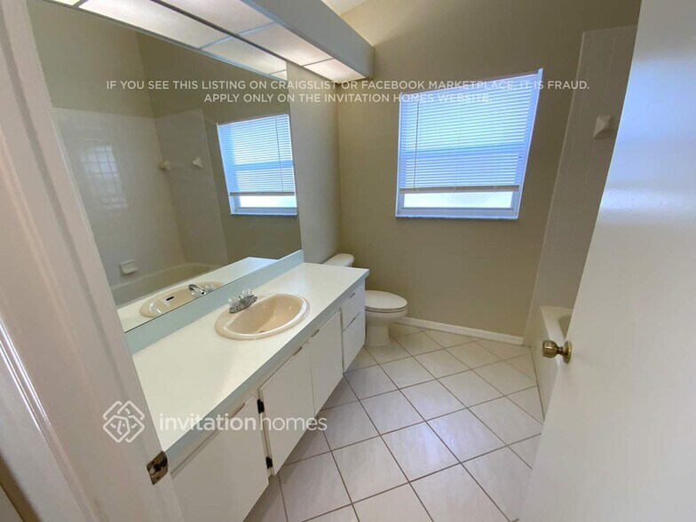 Building Photo - 9101 Easthaven Ct