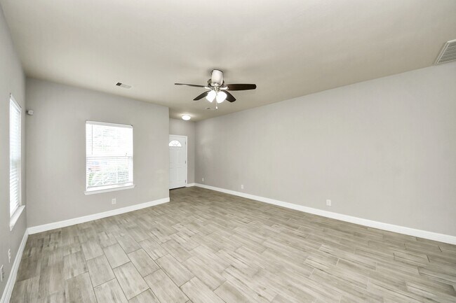 Building Photo - 7515 Morgan Ranch Tr