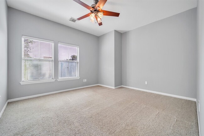 Building Photo - 542 Bomar St