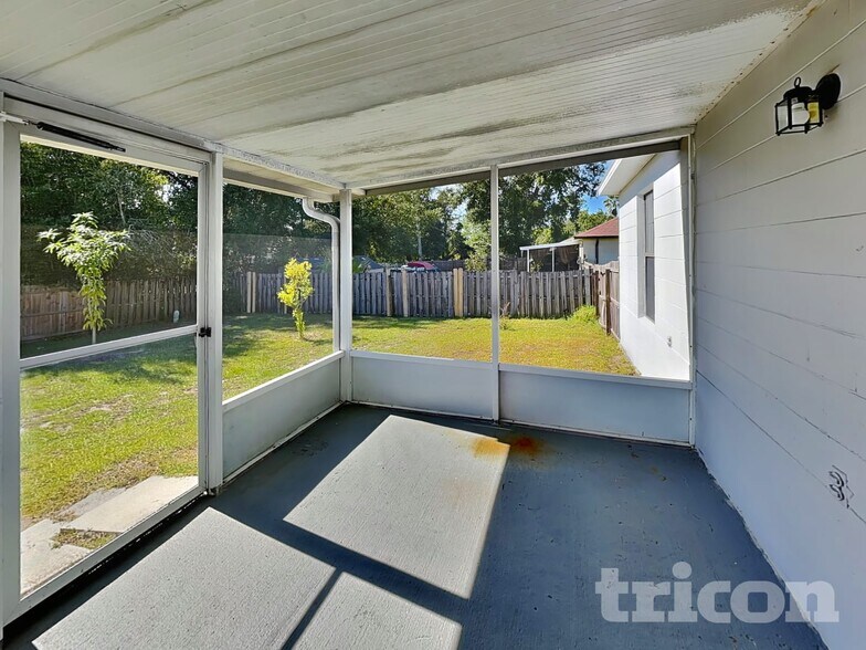 Building Photo - 521 Cloudcroft Dr