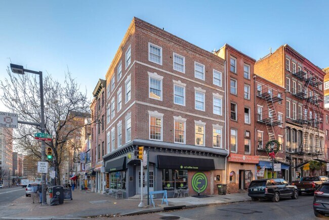 Building Photo - 301 Market St