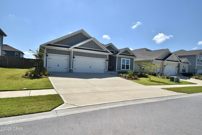 Building Photo - 4858 Sweetspire Dr