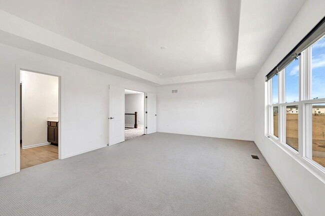 Building Photo - 733 Juniper St