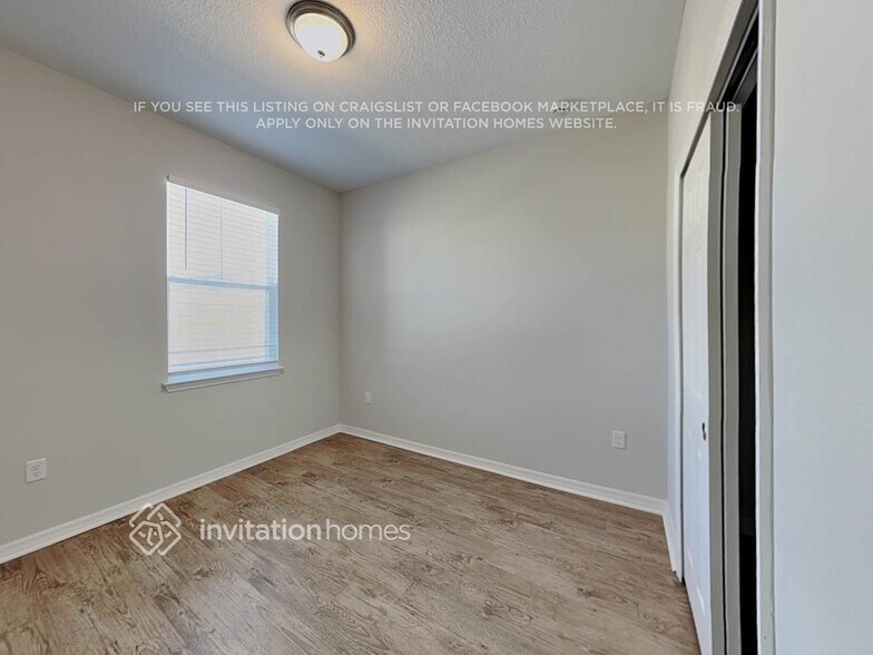 Building Photo - 5656 Timber Mdw Wy