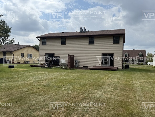 Building Photo - 1630 N Whitney Dr
